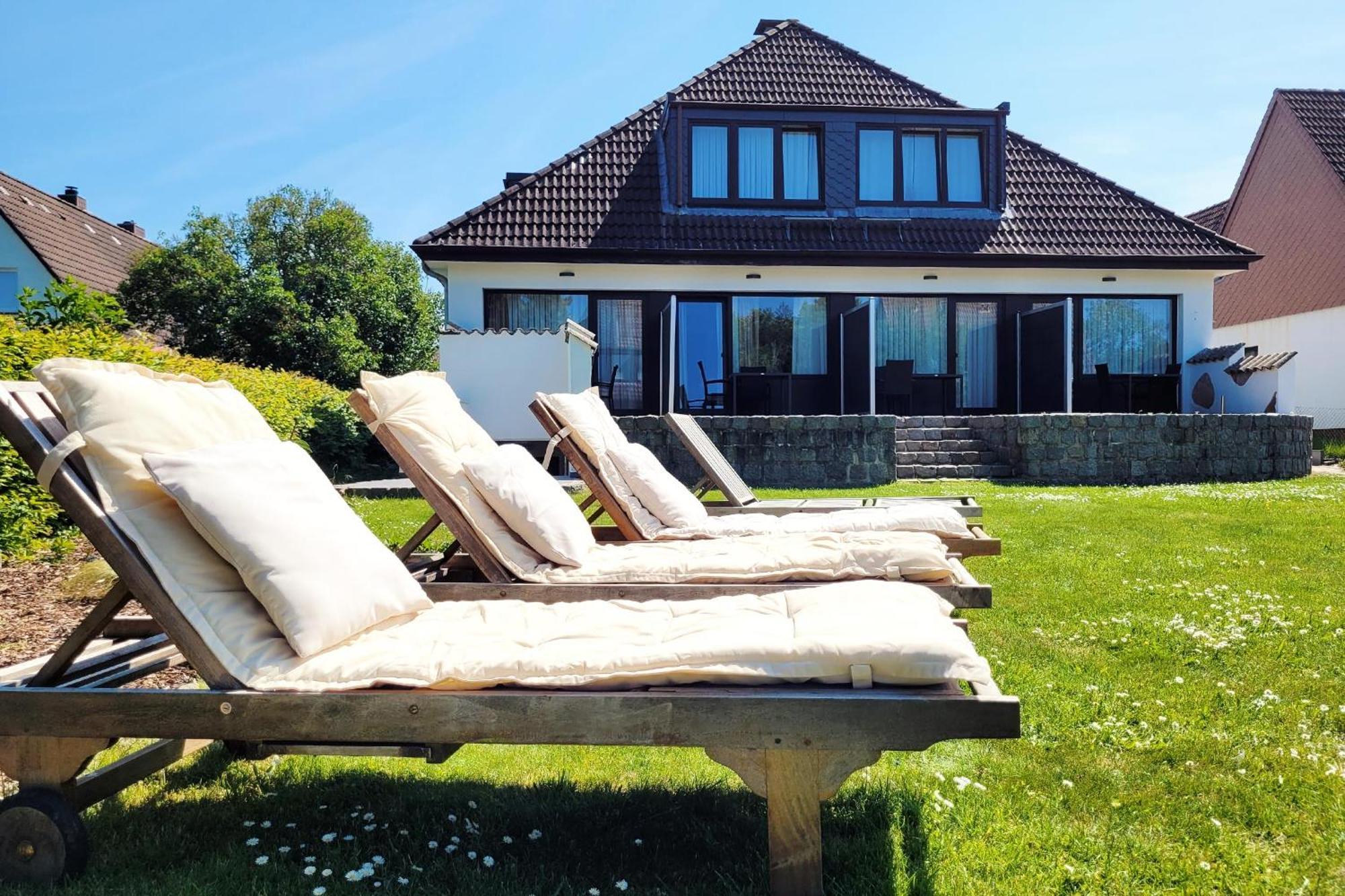 Hochwertige Ferienwohnung In Ruhiger Lage Mit Eigener Terrasse Und Parkplatz, Nur 7 Gehminuten Zum Strand Entfernt - Hoher Schlafkomfort Dank Boxspringbett Шарбойц Экстерьер фото