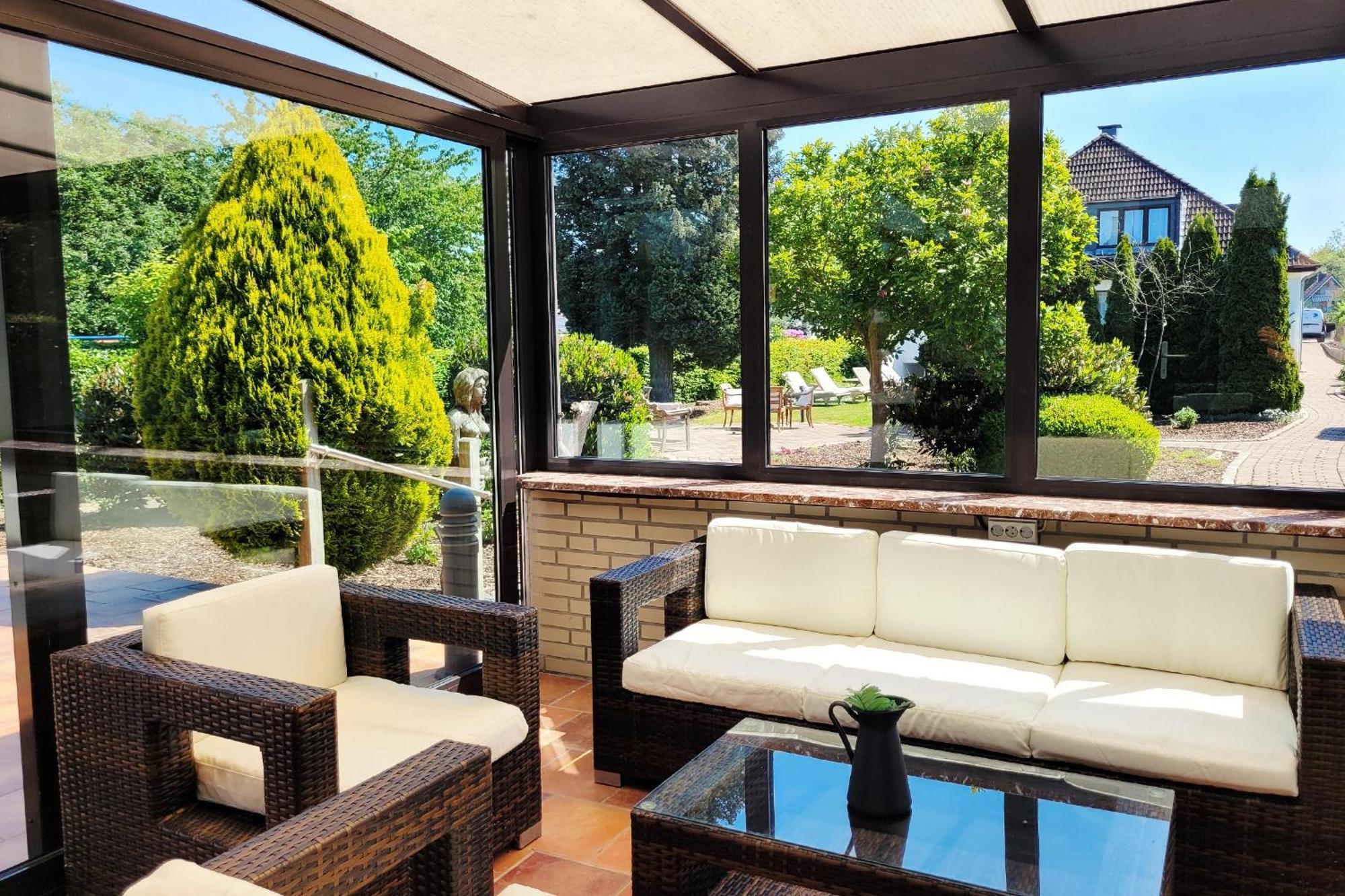Hochwertige Ferienwohnung In Ruhiger Lage Mit Eigener Terrasse Und Parkplatz, Nur 7 Gehminuten Zum Strand Entfernt - Hoher Schlafkomfort Dank Boxspringbett Шарбойц Экстерьер фото